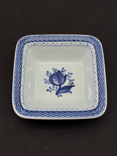 Royal Copenhagen tranquebar dish