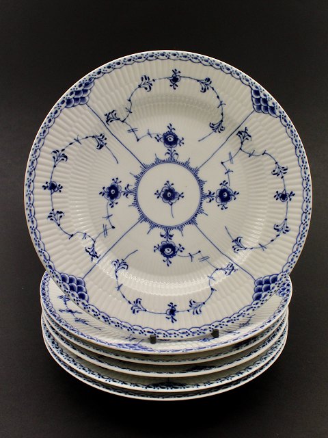 Royal Copenhagen blue fluted 1/571 plate