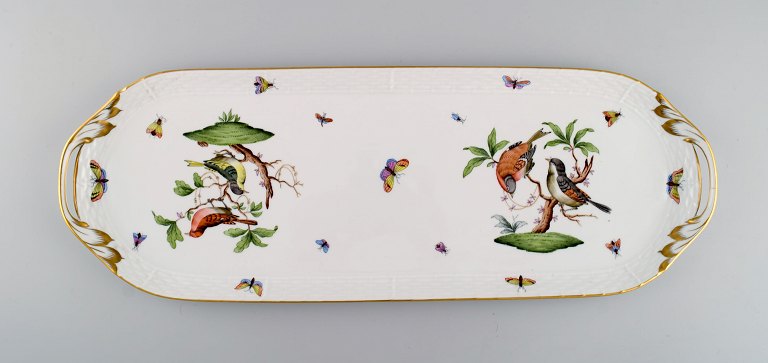 Aflangt Herend Rothschild Bird serveringsfad / bakke i håndmalet porcelæn. Midt 
1900-tallet.
