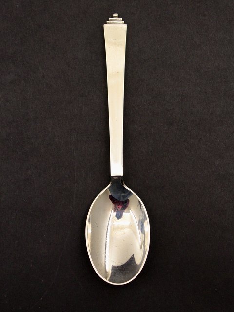 Pyramid spoon