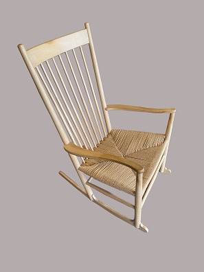 Rocking chair, J 16
FDB
Beech
Excellent condition
Hans J. Wegner
