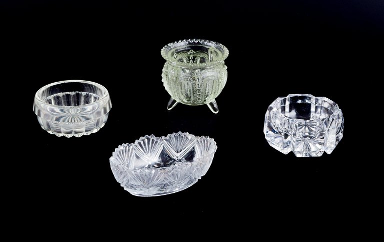 Fåglavik Glasbruk (1874-1980), Sweden.
Four salt cellars in clear handmade glass.