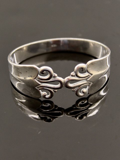 830 silver H C Andersen napkin ring