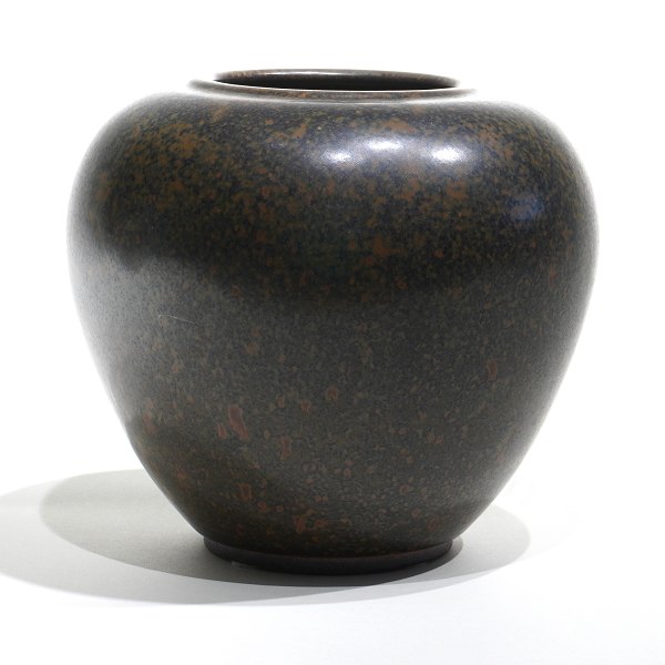 Saxbo vase i stentøj modelnummer 16. H: 13cm