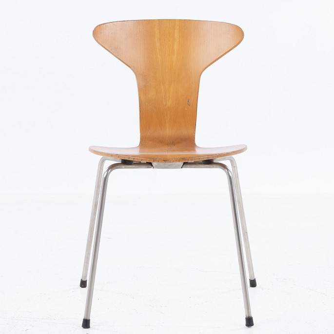 Arne Jacobsen / Fritz Hansen
AJ 3105 - 