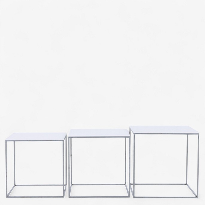 Poul Kjærholm / Fritz Hansen.
PK 71 - Nesting tables in steel with white formica top (3 pieces).
1 set in stock
