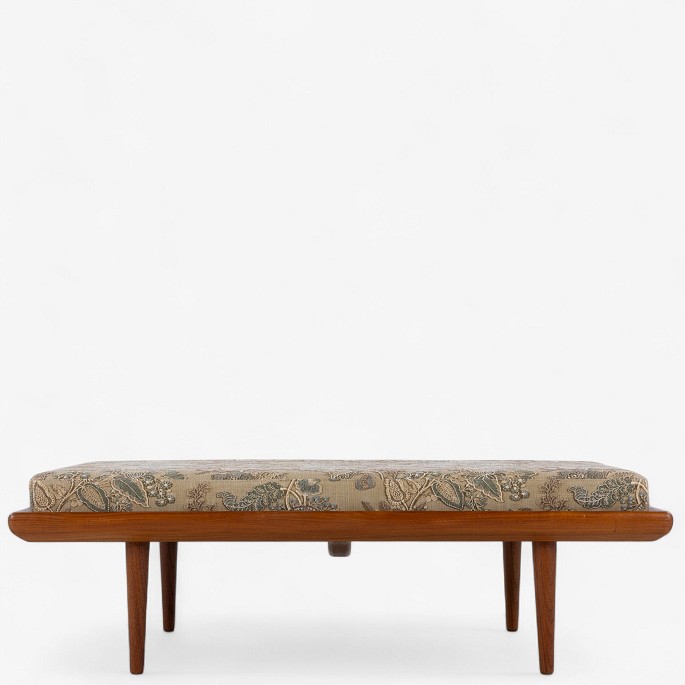 Peter Hvidt & Orla M. Nielsen / France & Daverkossen.
FD 417 - Small 