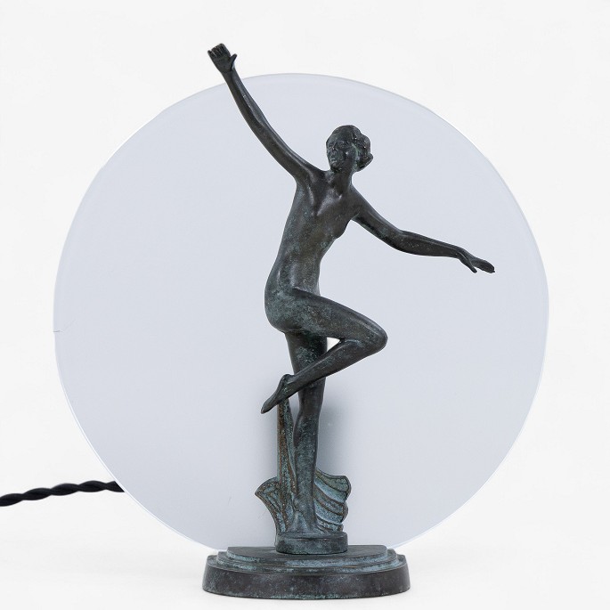Unknown
Table lamp with dancing woman in patinated bronze and glass shade.
1 pc. in stock
