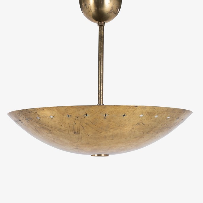 Harald Notini / Böhlmarks Lampfabrik
Model 11016 - Ceiling lamp in patinated brass with star-shaped perforations.
1 pc. in stock

