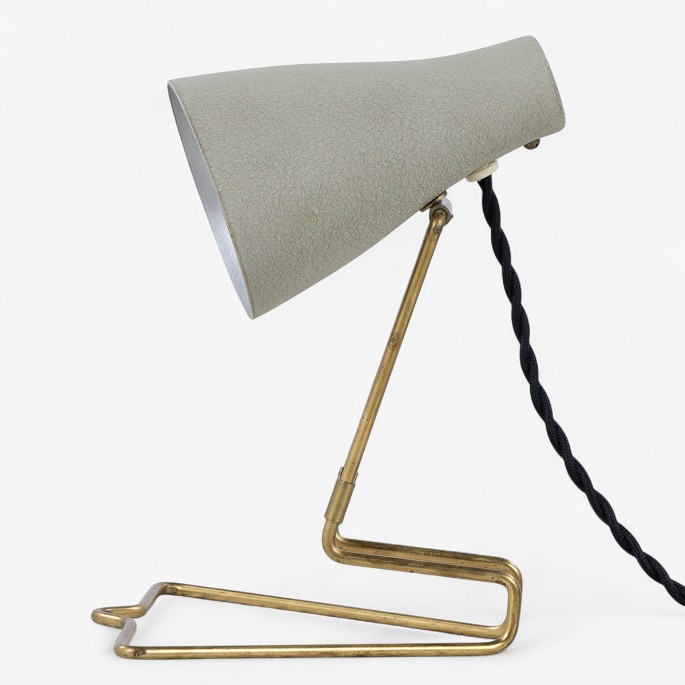 Böhlmarks Lampfabrik.
Table lamp in metal with matt lacquered shade.
1 pc. in stock
