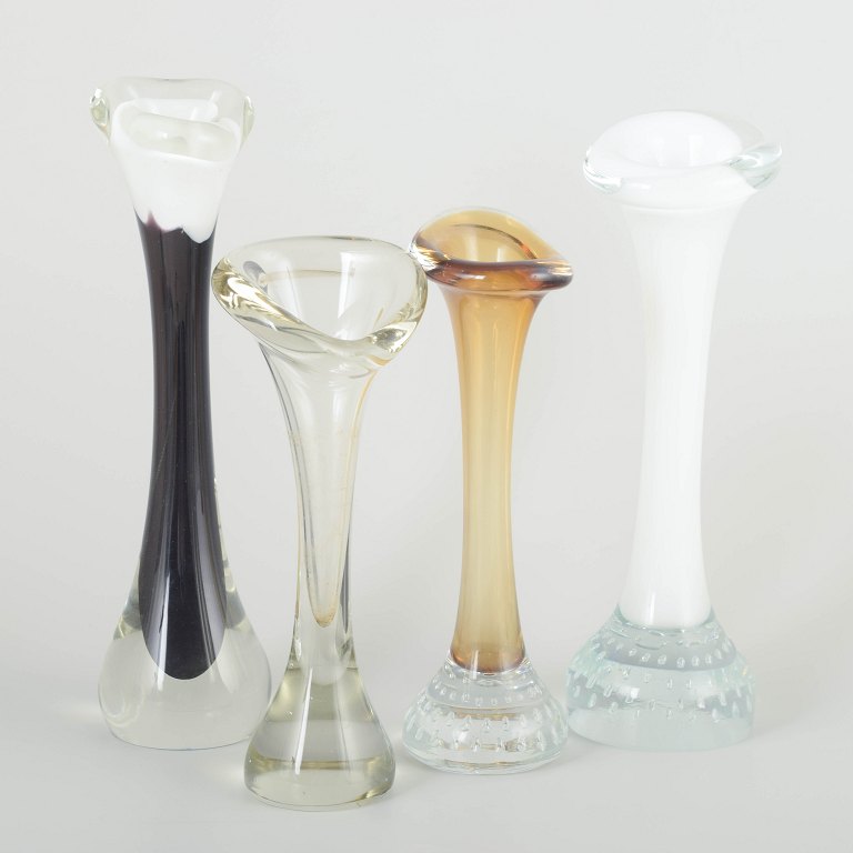 Paul Kedelv for Flygsfors and others.
Four Art glass vases, 1955.