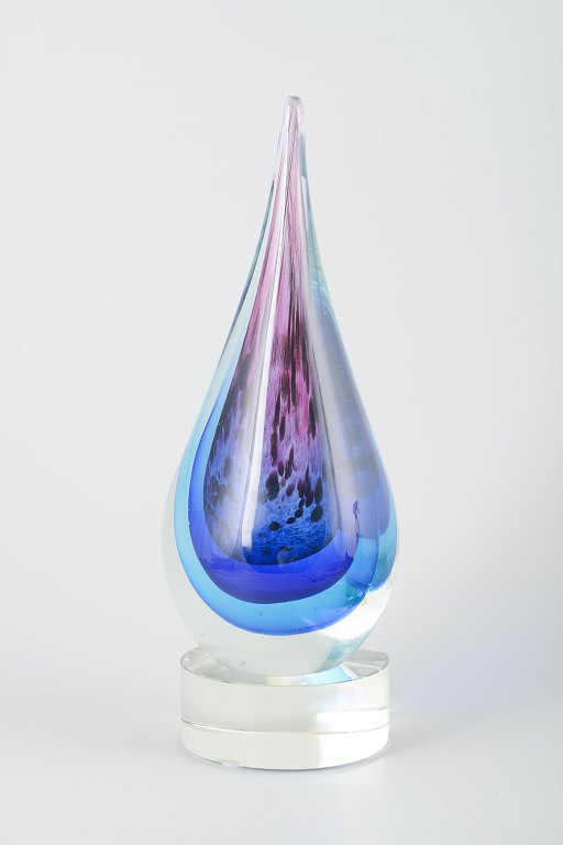 Murano
Drop-shaped glass sculpture, 1970s.