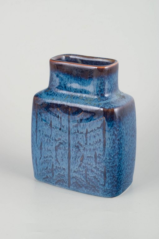 Carl-Harry Stålhane for Rörstrand
Stoneware vase, mid-20th century.
