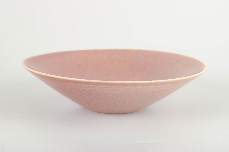 Rörstrand, Drejangruppen, Sweden.
Unique ceramic bowl, 1970s