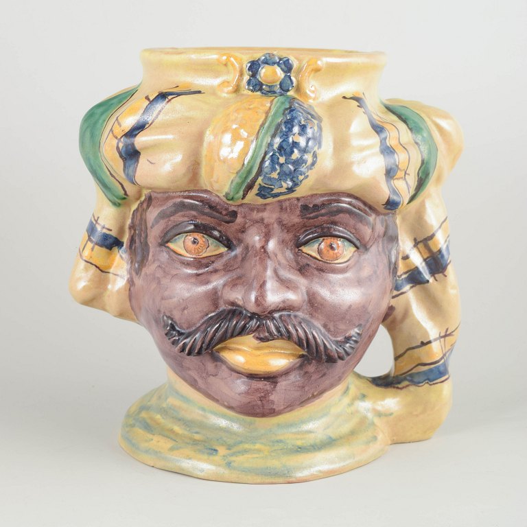 Salvatore Judici, Caltagirone
Stor vase, midten af 1900-tallet.