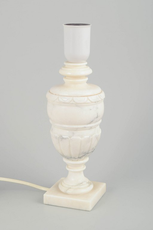 Italiensk alabaster bordlampe, midten af 1900-tallet.