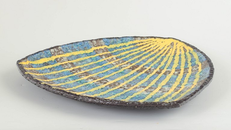 Ingrid Atterberg for Upsala Ekeby, stort fad.