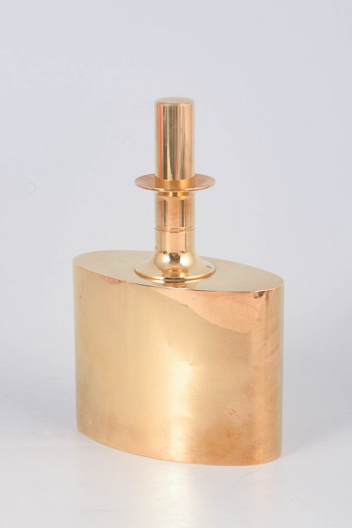 Pierre Forsell for Skultuna, pocket flask in 23 carat gold-plated brass model 90.
