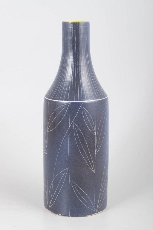 Mari Simmulson for Upsala-Ekeby, vase.