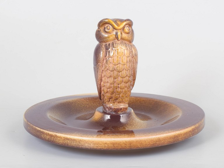 Mari Simmulson for Upsala-Ekeby, owl dish.